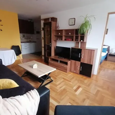 Relax - Free Public Parking Appartement SJJ